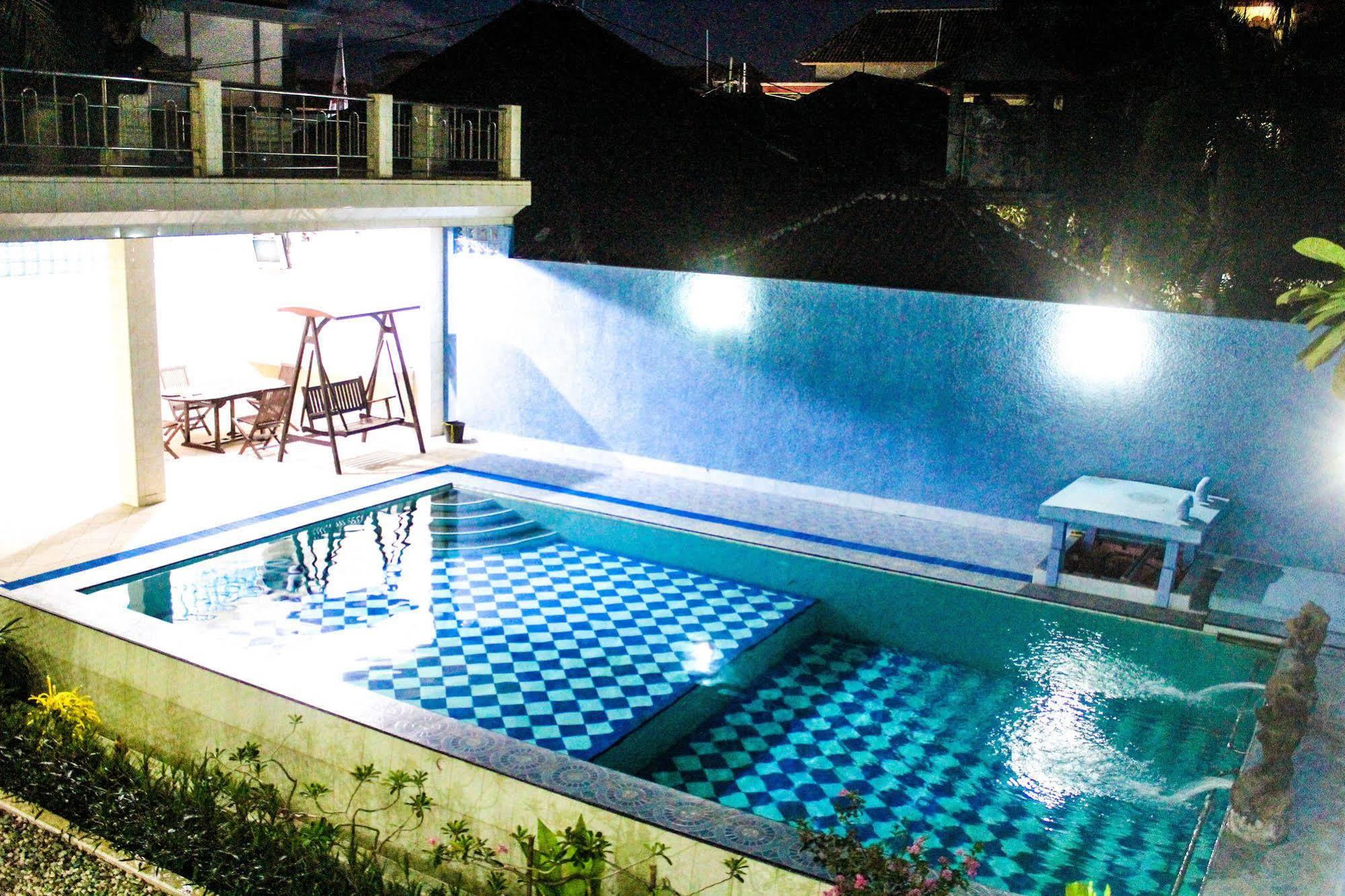 Balita Beach Inn Kuta Kuta Lombok Exteriör bild