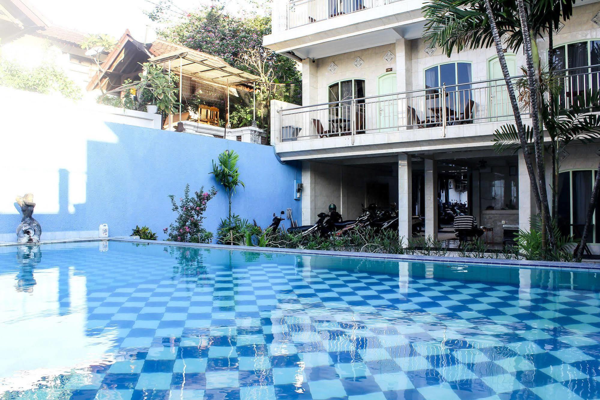 Balita Beach Inn Kuta Kuta Lombok Exteriör bild